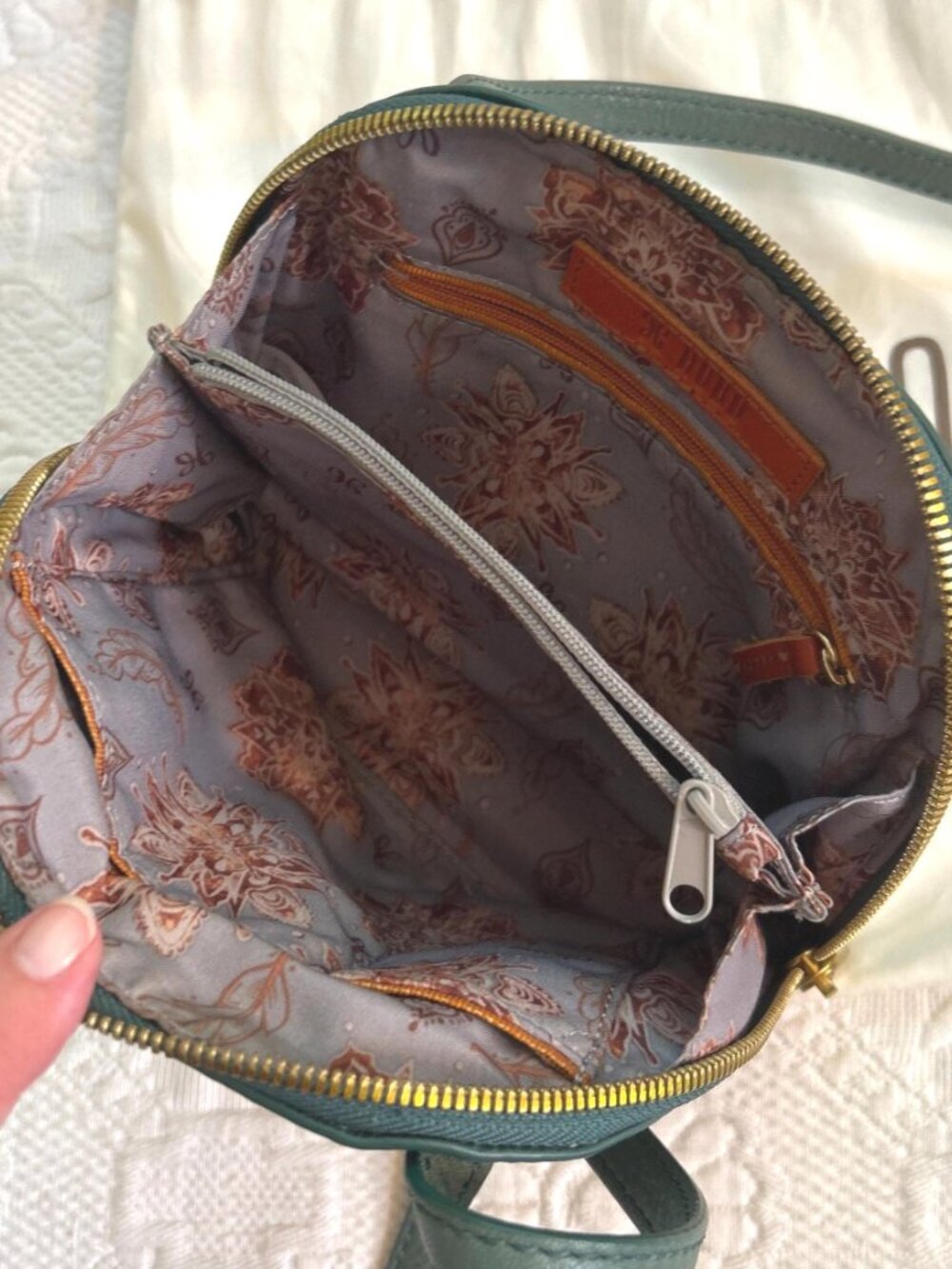 HOBO Green Pebbled Leather Crossbody with Tassel - Picture 3 of 7